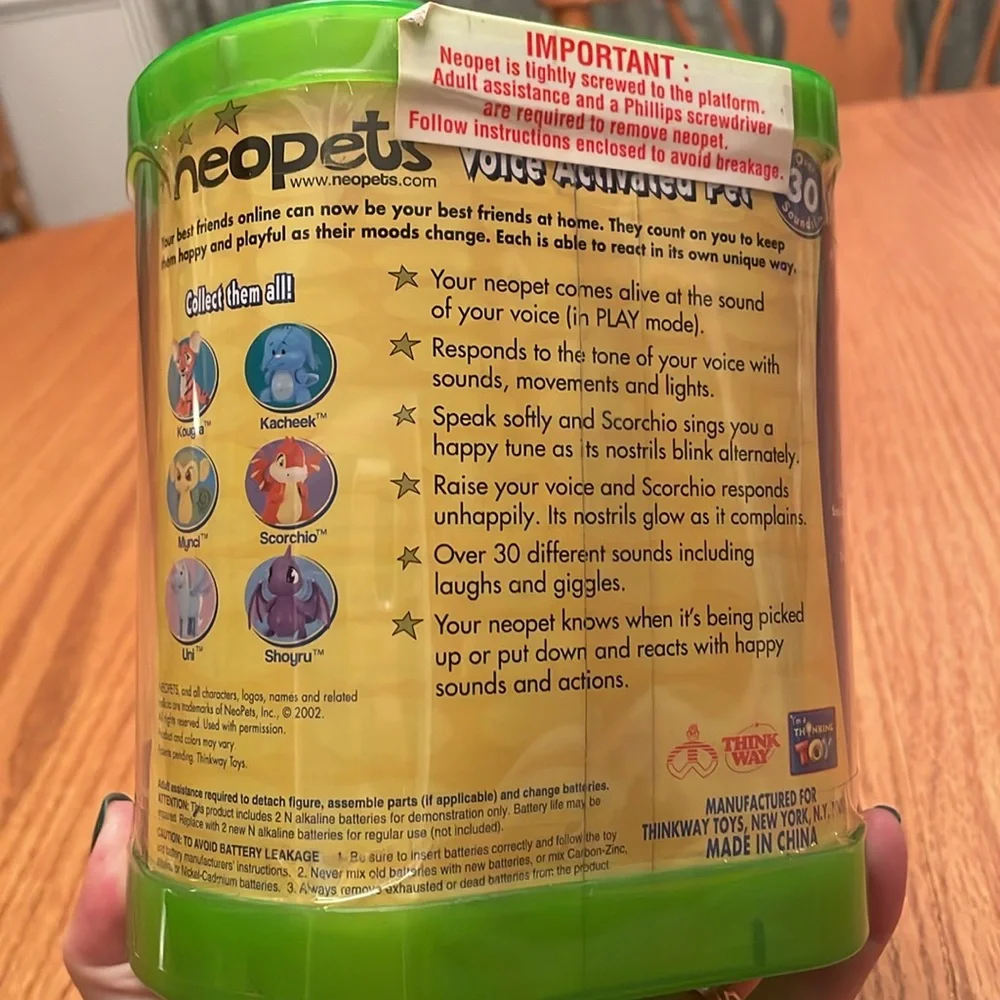 🩶 Neopets ‘Scorchio’ Voice Activated Pet NIB